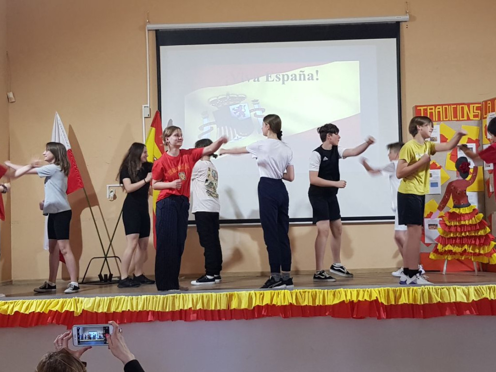 Dzień Kultury Hiszpańskiej w Zespole Szkół KSW w Libiążu