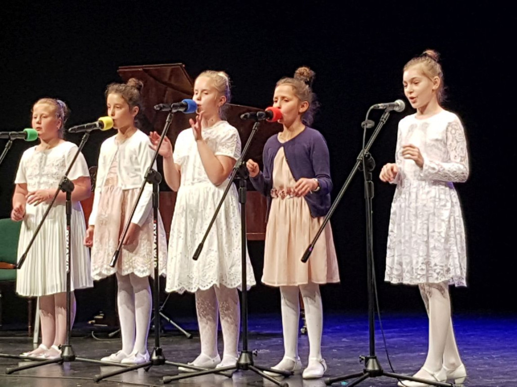 Koncert laureatów VIII Powiatowego Przeglądu Zespołów Artystycznych w Trzebini
