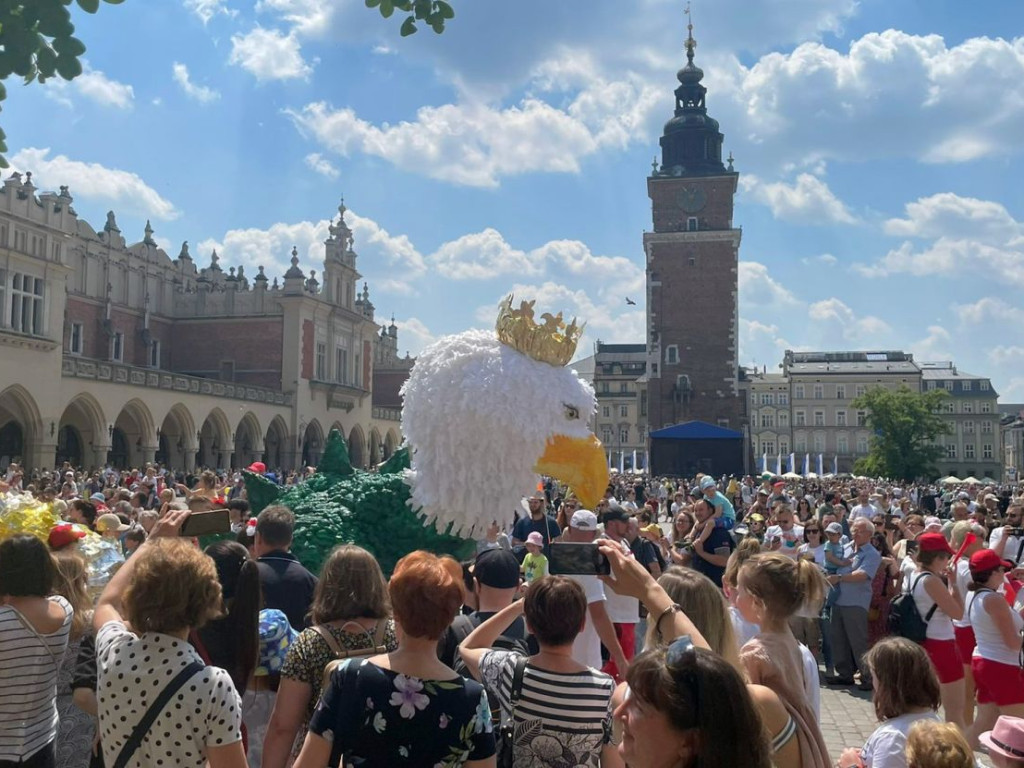 Niepubliczne Przedszkole Akademia Miki z Trzebini wygrało Paradę Smoków w Krakowie