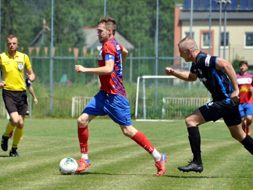 Mecz klasy okręgowej Świt Krzeszowice - Kaszowianka Kaszów - 11.06.2022 r.