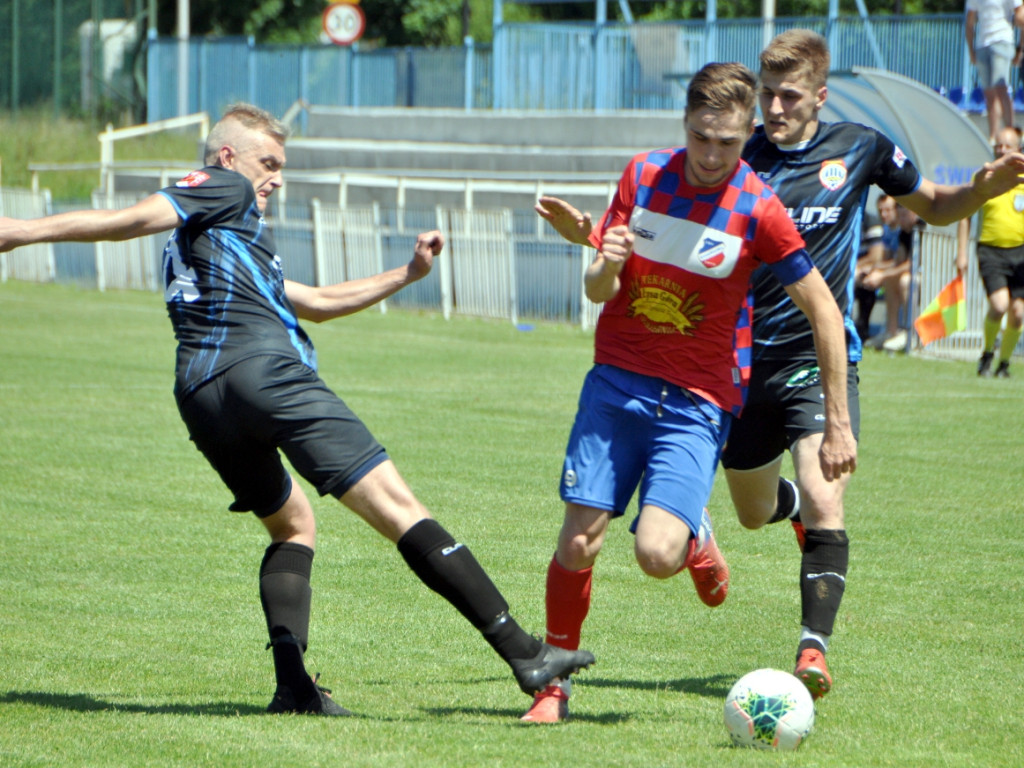 Mecz klasy okręgowej Świt Krzeszowice - Kaszowianka Kaszów - 11.06.2022 r.