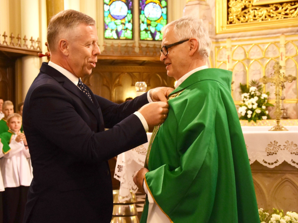 Ks. Andrzej Szczotka przechodzi na emeryturę