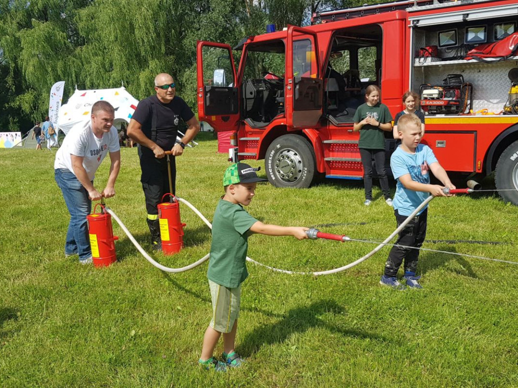 Wędrujące [odwórko na osiedlu Kościelec w Chrzanowie