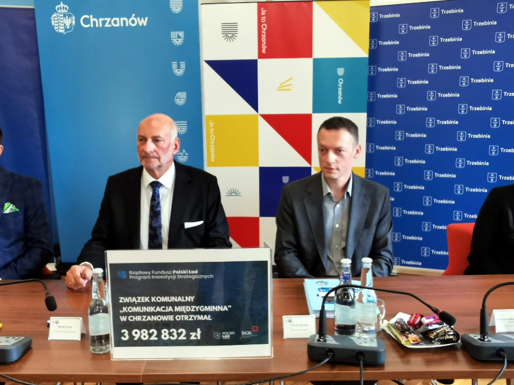 Podpisanie umów na budowę i modernizację infrastruktury przystankowej ZKKM Chrzanów