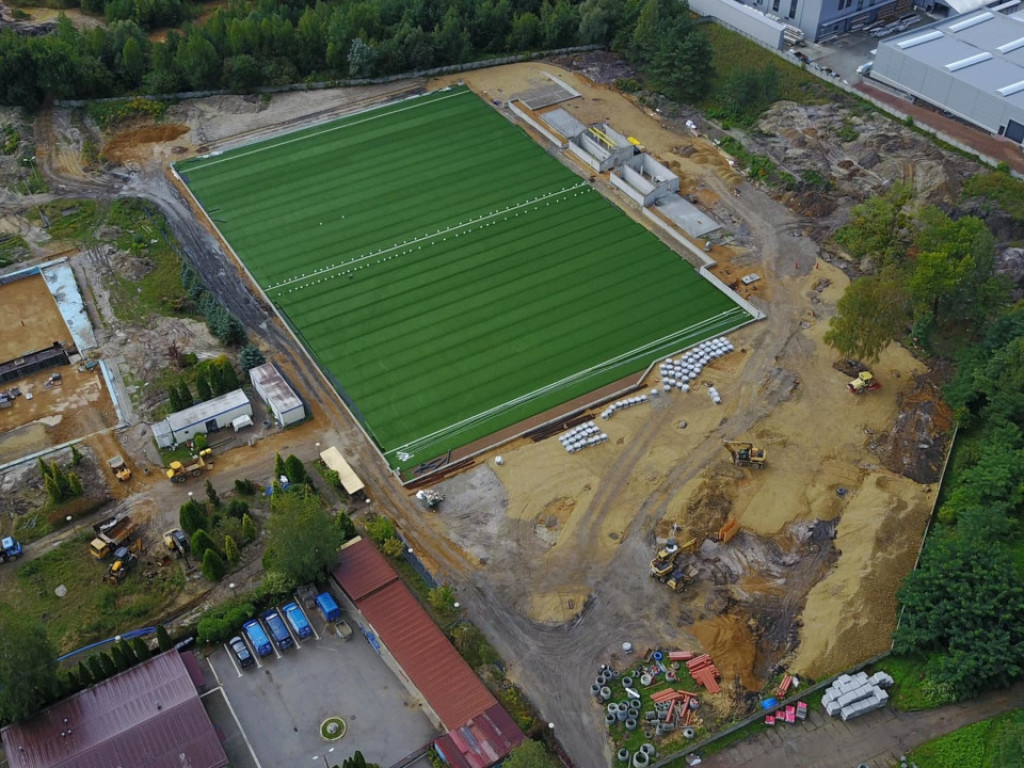 Budowa basenu i stadionu miejskiego w Chrzanowie z lotu ptaka