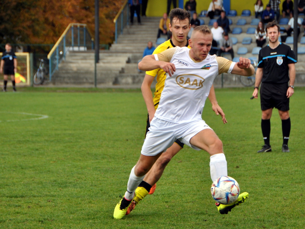 Mecz MKS Trzebinia - Karpaty Siepraw - 08.10.2022 r.