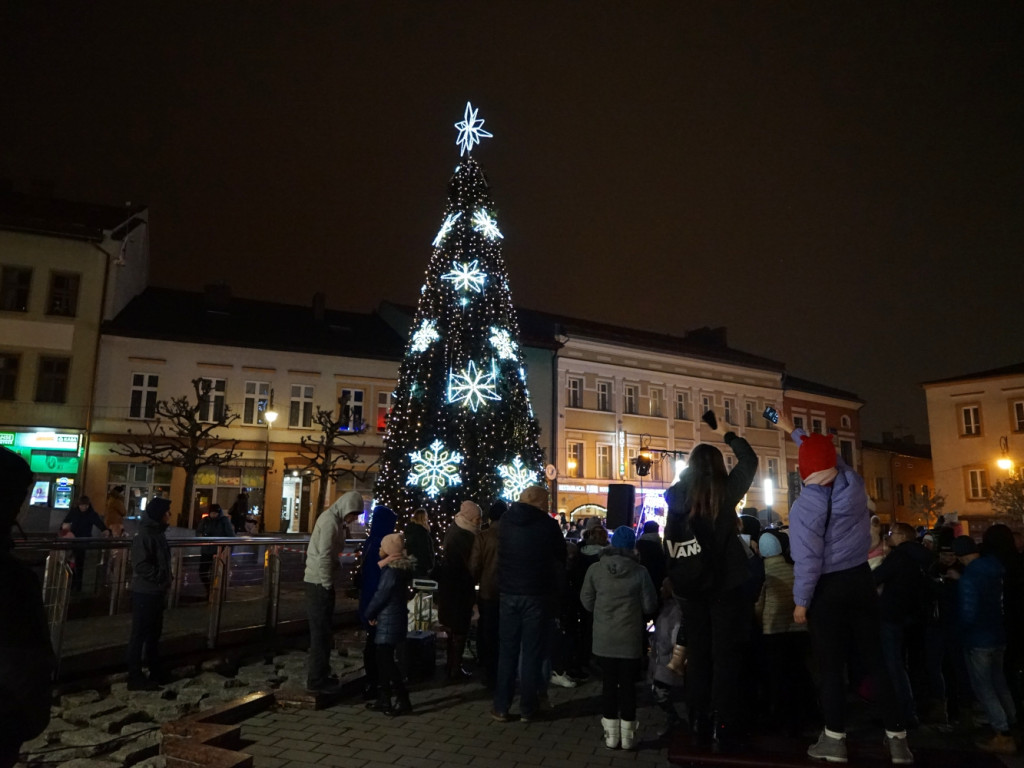 Uroczyste odpalenie choinki w Chrzanowie