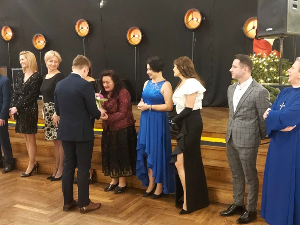 Studniówka I LO w Chrzanowie w Folwarku Zalesie 7.01.2023