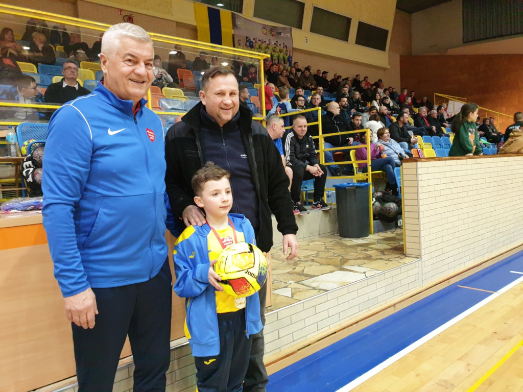 Oldboje Wisły Kraków kontra Fablok w ramach WOŚP w Chrzanowie 26.01.2023