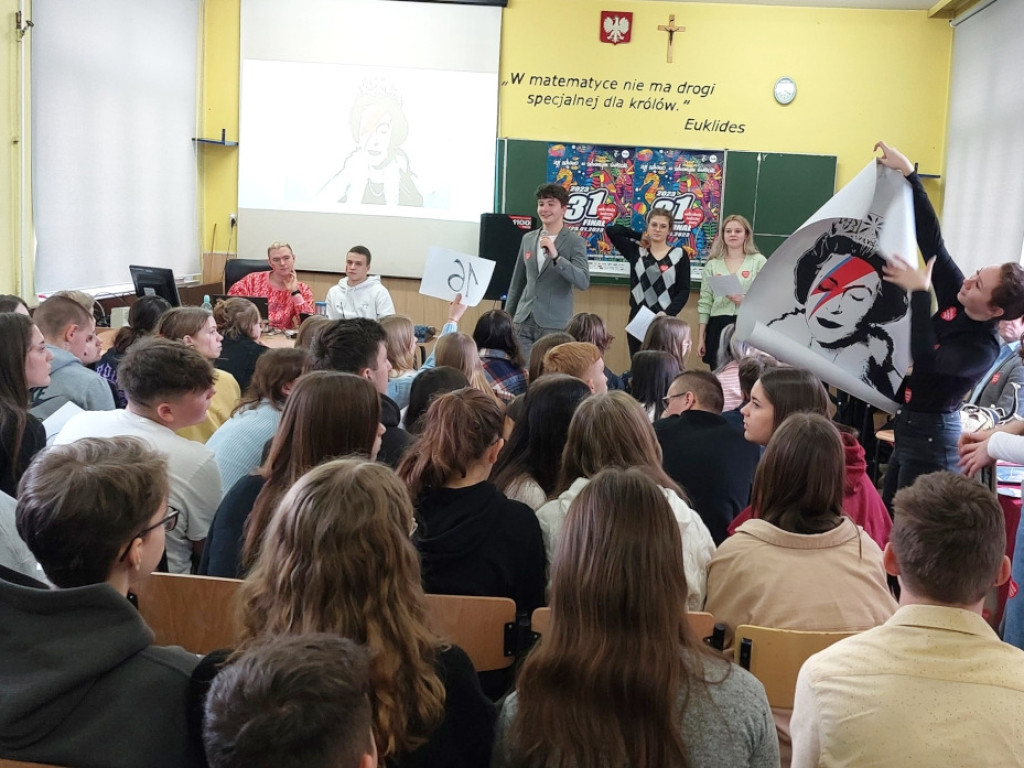 Aukcja na rzecz WOŚP w II LO w Chrzanowie