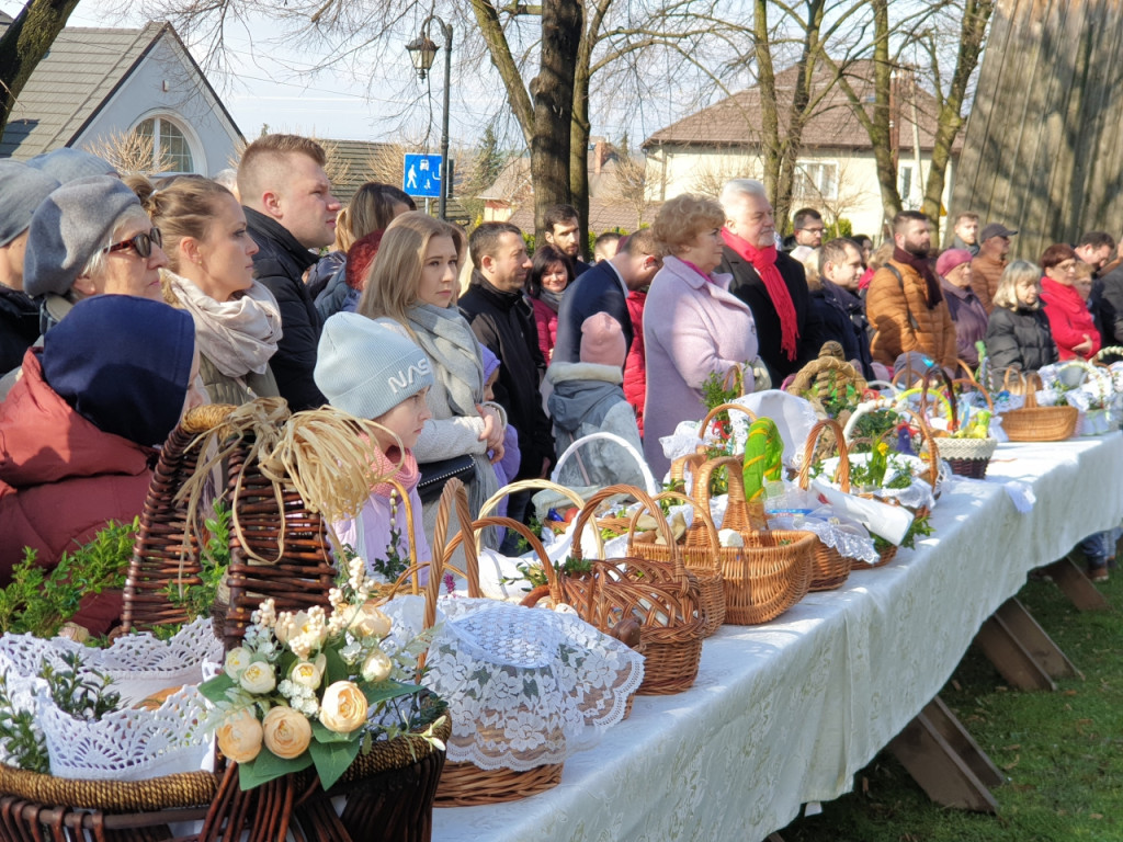 Święcenie pokarmów w Wygiełzowie 8.04.2023