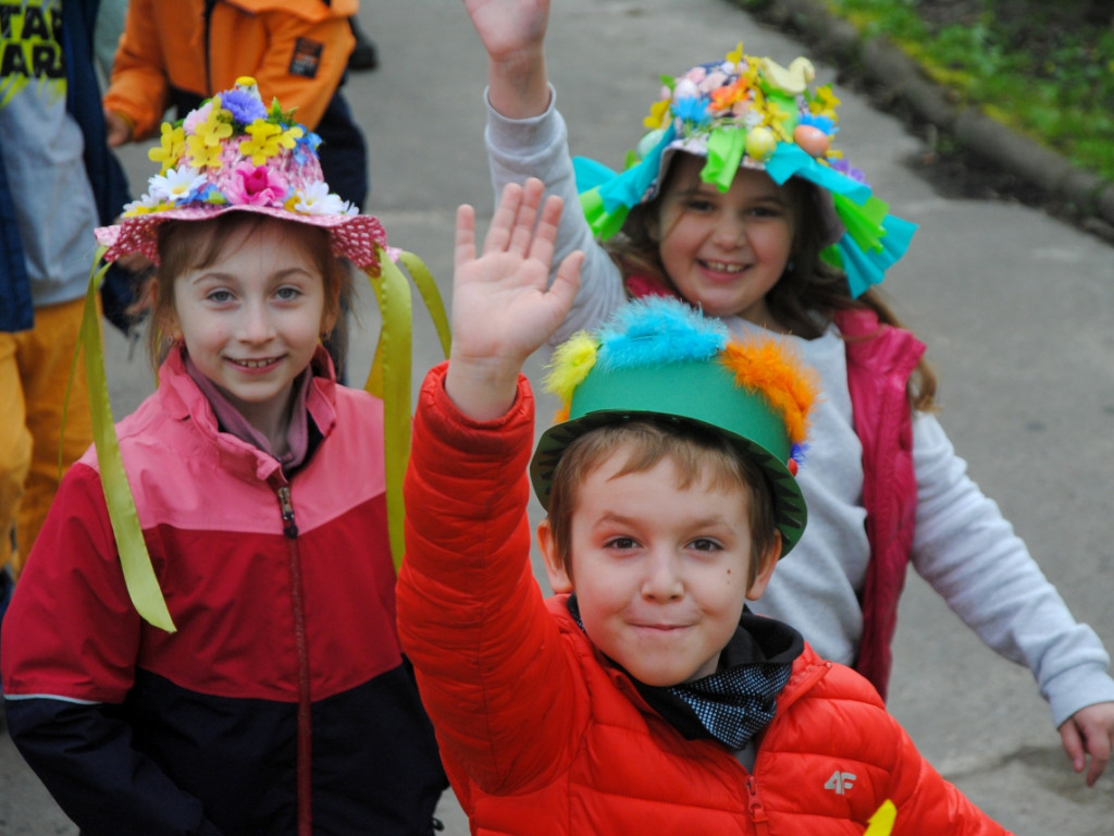 Parada kapeluszy w Krzeszowicach 13.04.2023