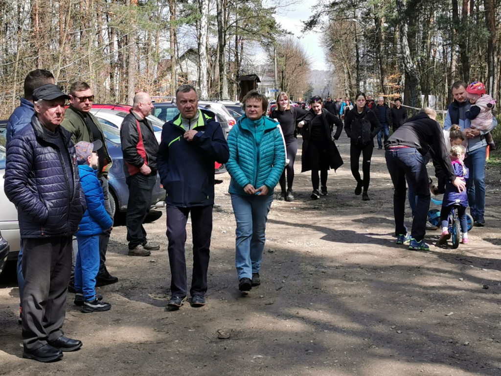 Protest przeciwko budowie obwodnicy przez Puszczę Dulowską