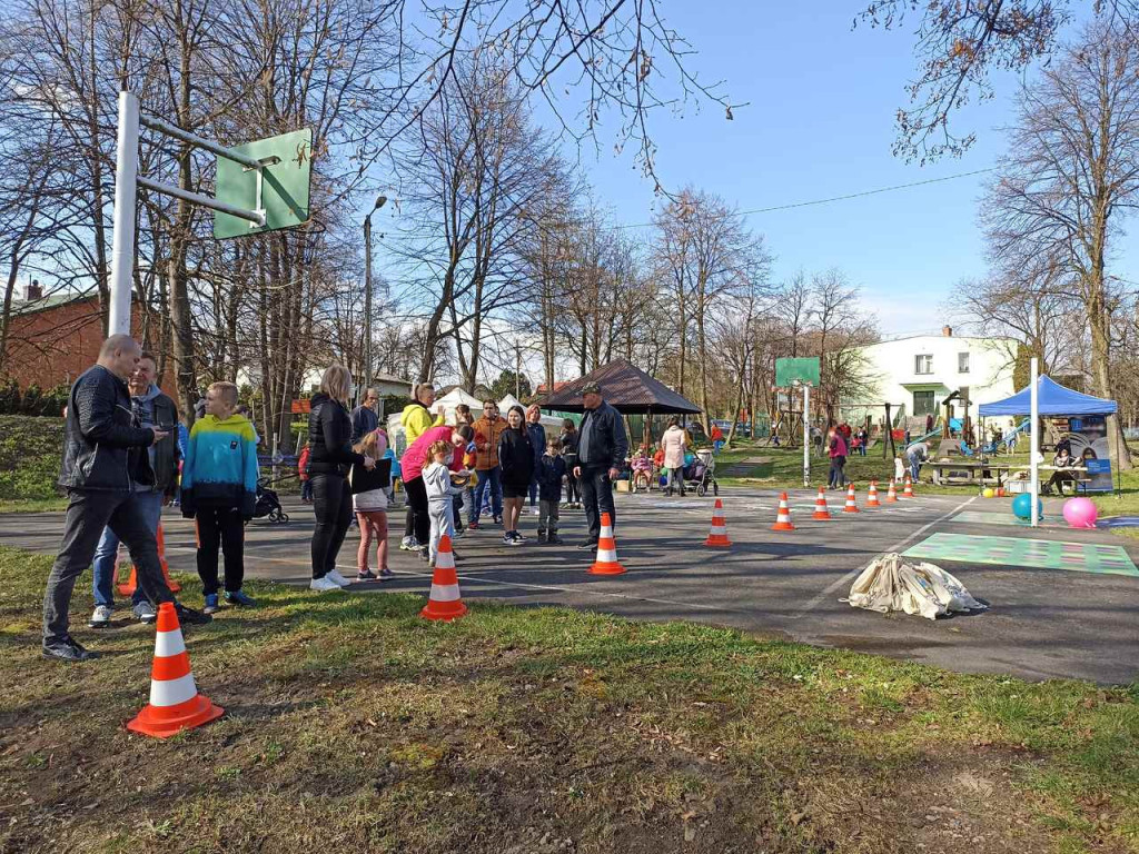 Piknik Ekologiczny na os. Piaski w Trzebini - kwiecień 2023 r.