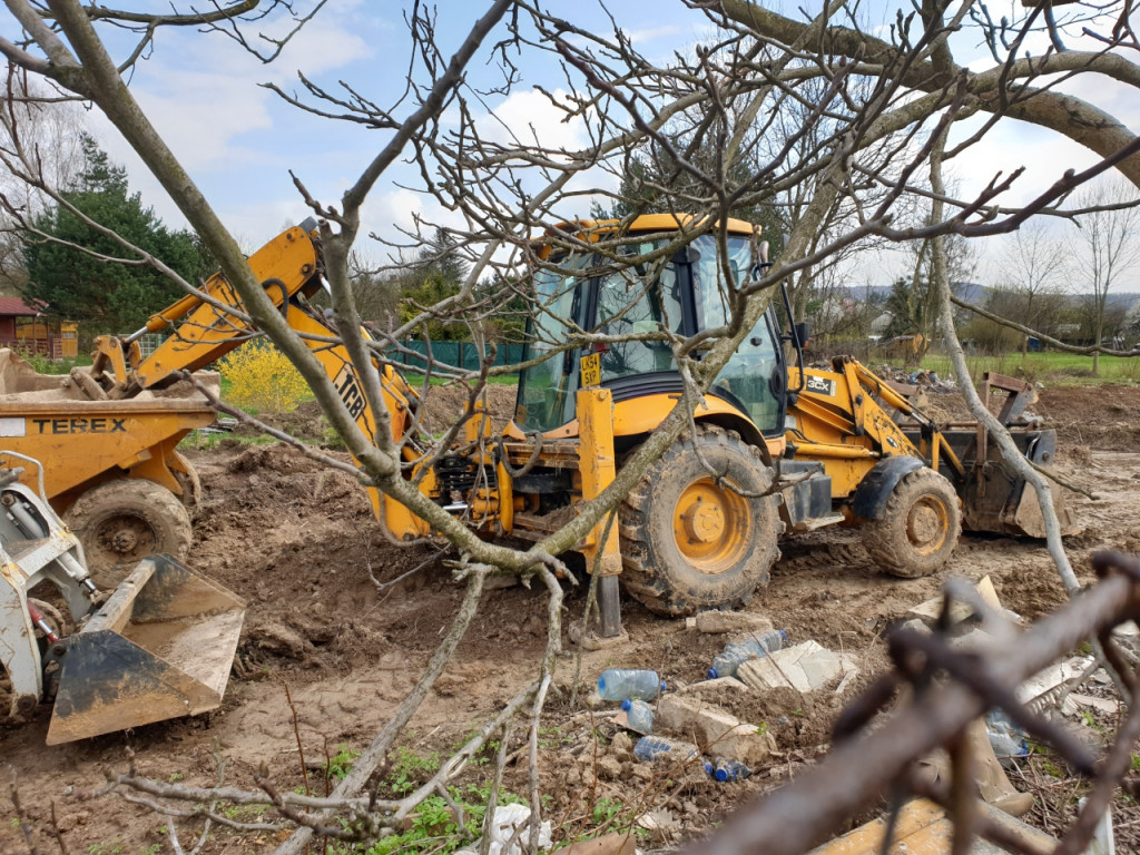 Budowa tężni w Krzeszowicach 24.04.2023