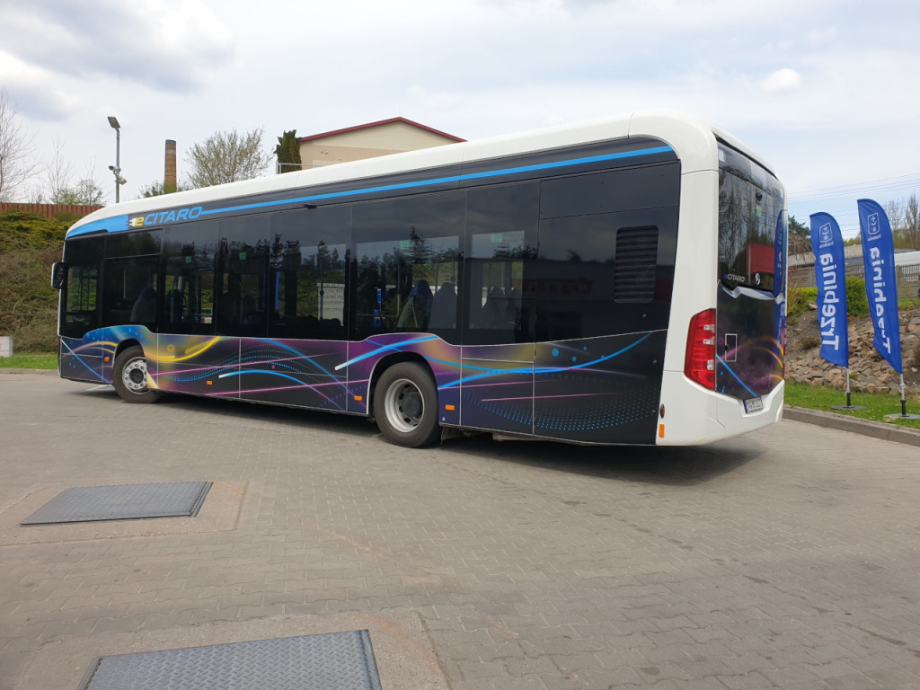 Przekazanie na testy dla ZKKM Chrzanów elektrycznego autobusu 24.04.2023