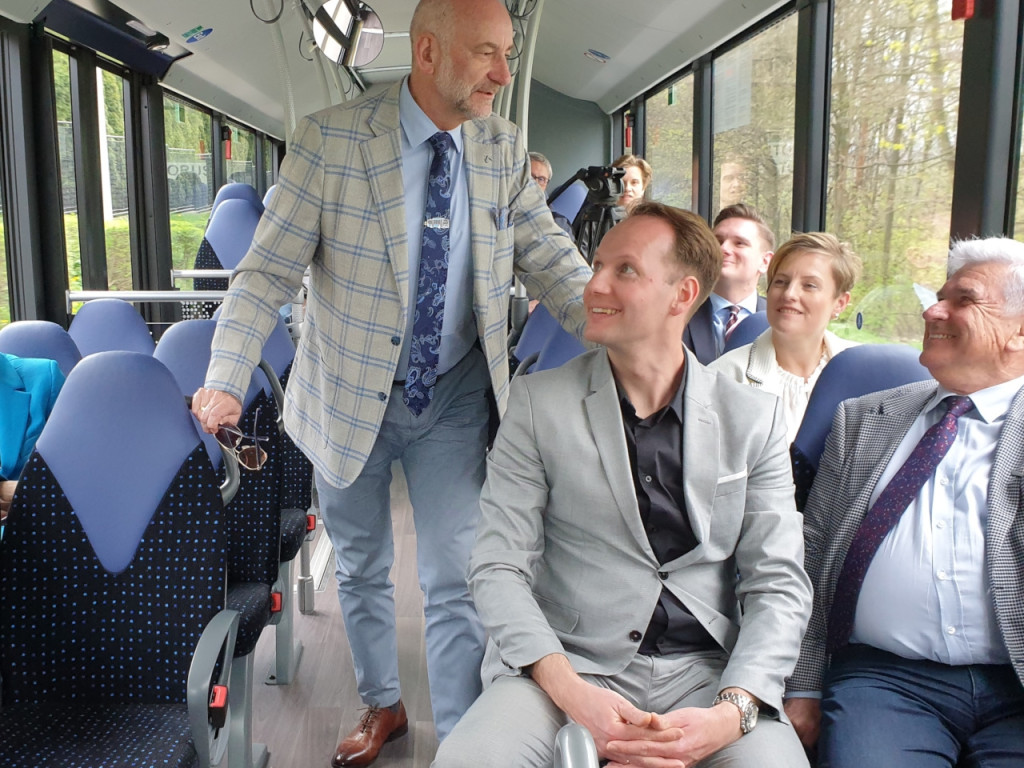 Przekazanie na testy dla ZKKM Chrzanów elektrycznego autobusu 24.04.2023
