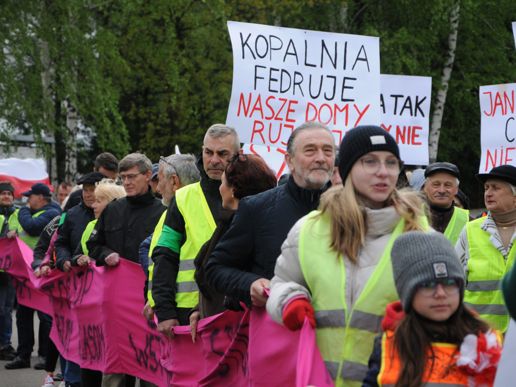 Protesty i manifestacje w sprawie wstrząsów pod kopalnią Janina w Libiążu