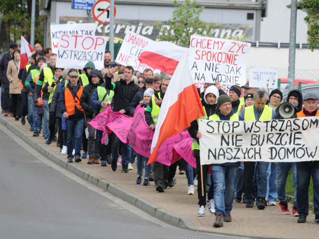 Protesty i manifestacje w sprawie wstrząsów pod kopalnią Janina w Libiążu