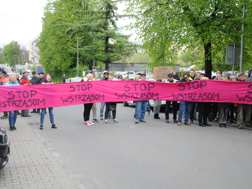 Protesty i manifestacje w sprawie wstrząsów pod kopalnią Janina w Libiążu