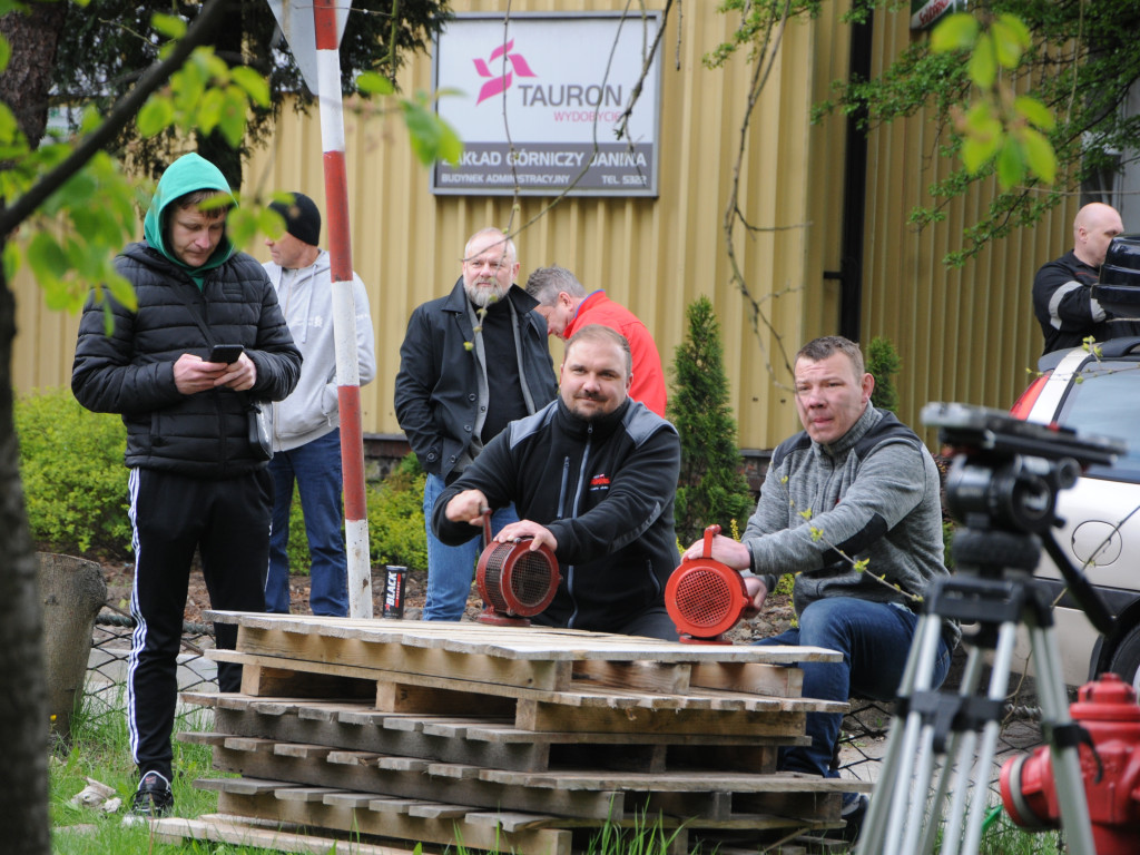 Protesty i manifestacje w sprawie wstrząsów pod kopalnią Janina w Libiążu