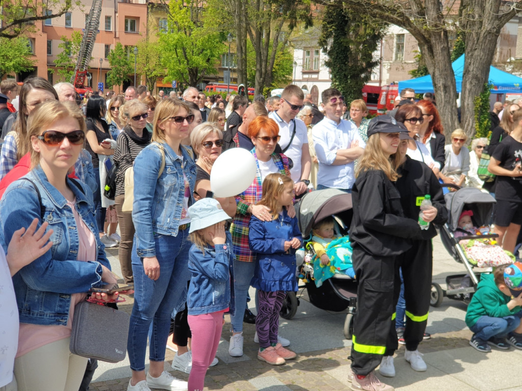 Piknik strażacki z Michałem Wiśniewskim w Krzeszowicach 14.05.2023