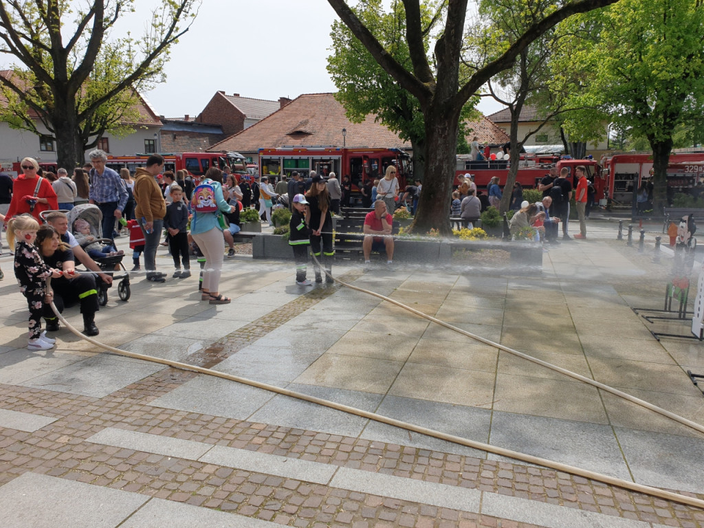 Piknik strażacki z Michałem Wiśniewskim w Krzeszowicach 14.05.2023