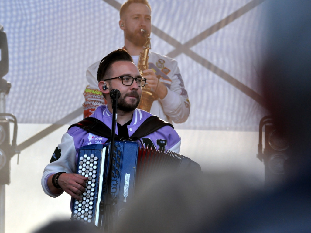 Enej zagrał nad Balatonem w Trzebini