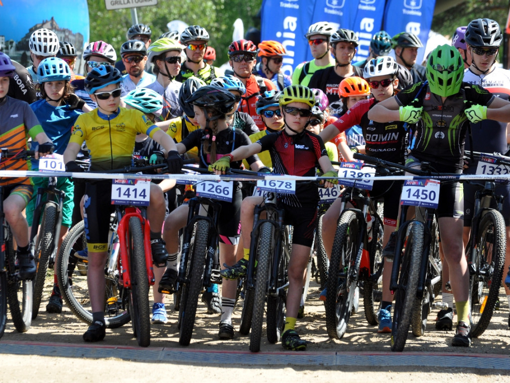 600 osób wystartowało z ośrodka Balaton w Trzebini na trasę maratonu MTB