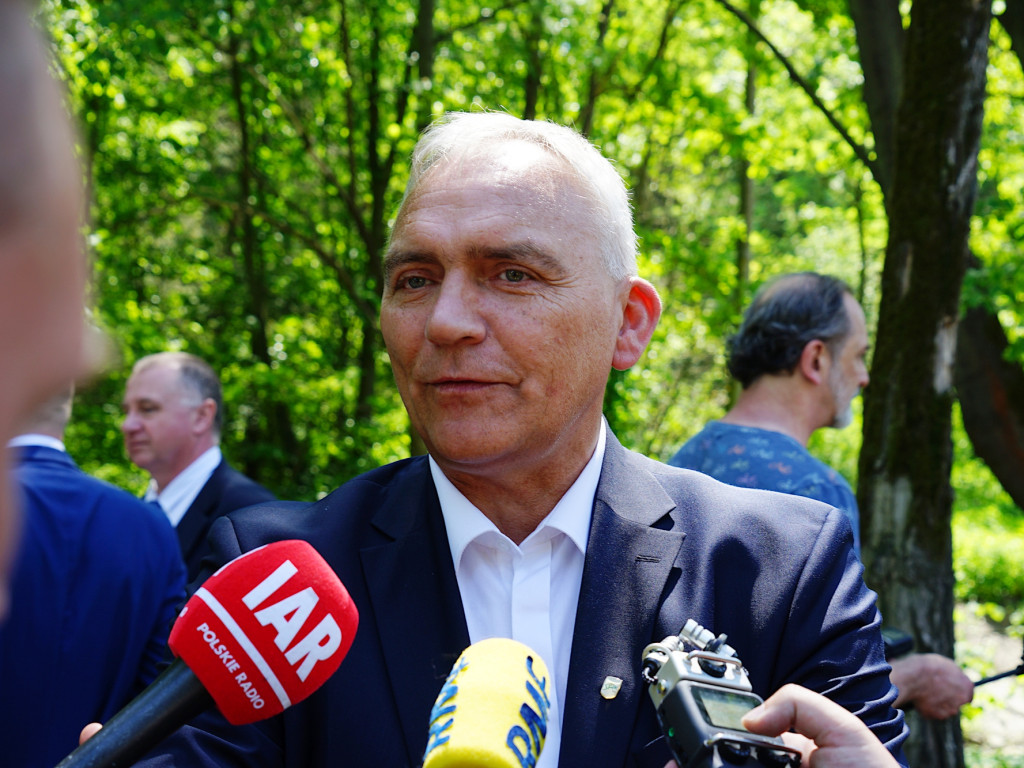 Wiceminister, wojewoda i prezesi przy nowej pompie w Trzebini