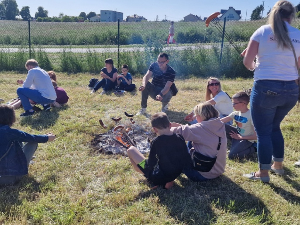 Piknik rodzinny Fundacji Sama Mama w Płazie