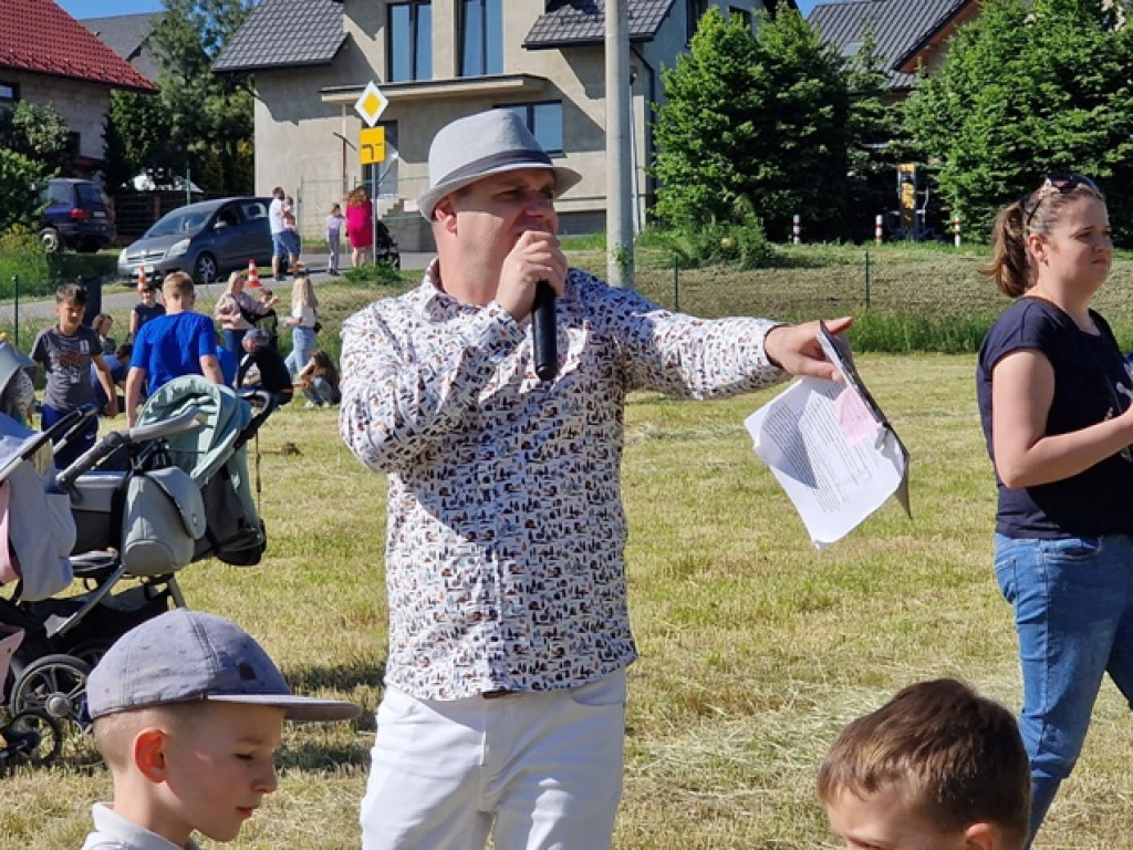 Piknik rodzinny Fundacji Sama Mama w Płazie