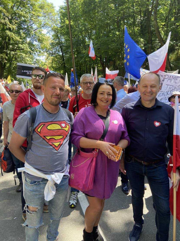Mieszkańcy powiatu chrzanowskiego na Marszu Wolności w Warszawie