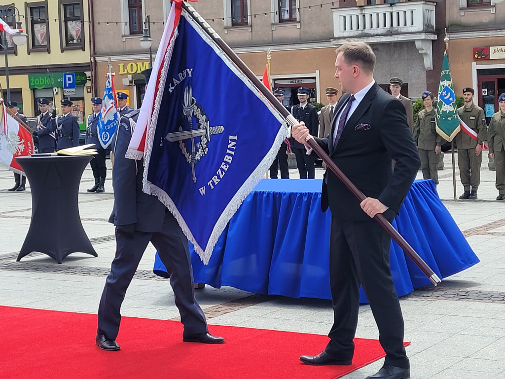 Przekazanie sztandaru dla ZK Trzebinia