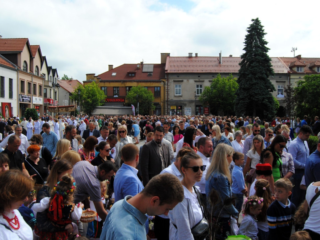 Procesja Bożego Ciała przeszła przez Krzeszowice - 8 czerwca 2023 r.
