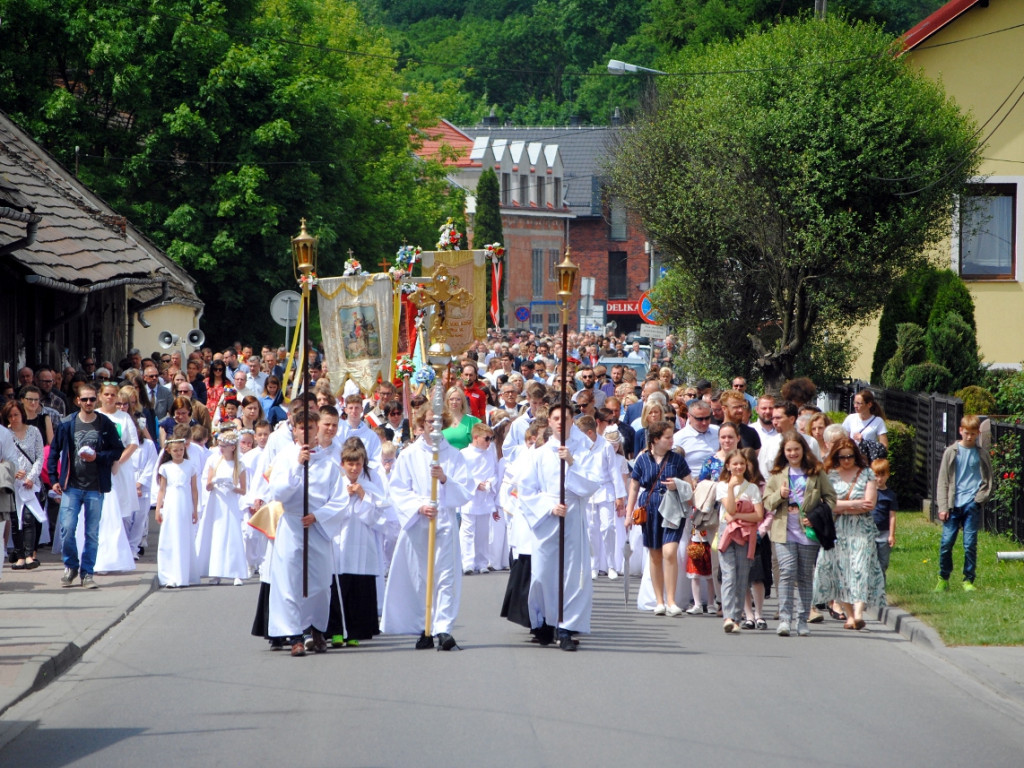 Procesja Bożego Ciała przeszła przez Krzeszowice - 8 czerwca 2023 r.