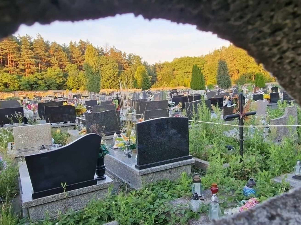 Cmentarz przy Jana Pawła II w Trzebini Sierszy