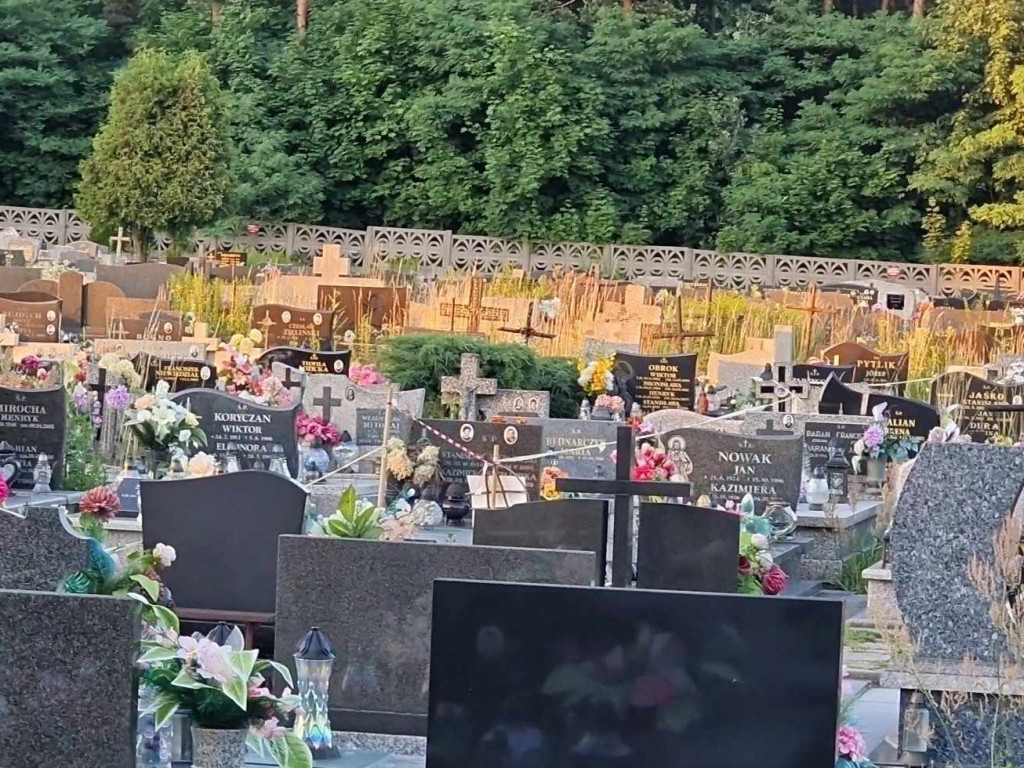 Cmentarz przy Jana Pawła II w Trzebini Sierszy