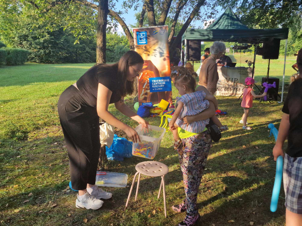 Potańcówka na osiedlu Górka w Trzebini - 19.08.23r.