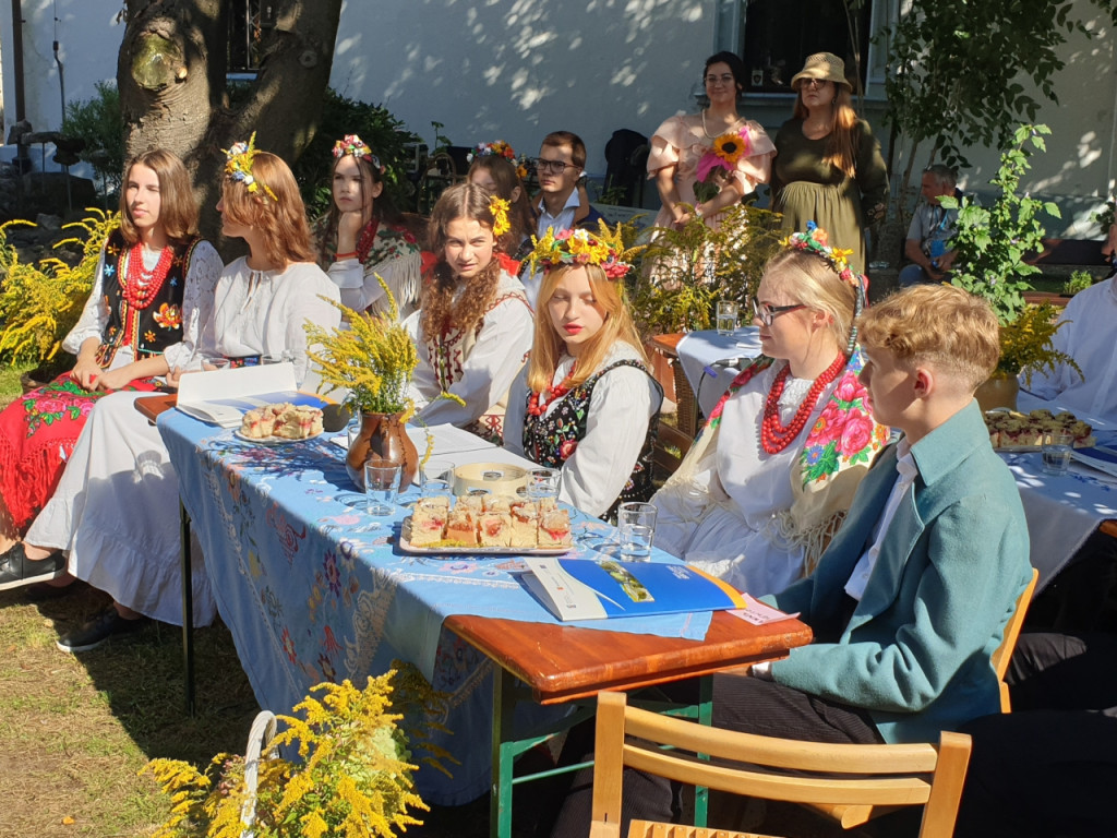 Narodowe czytanie "Nad Niemnem" w Chrzanowie 9.09.2023