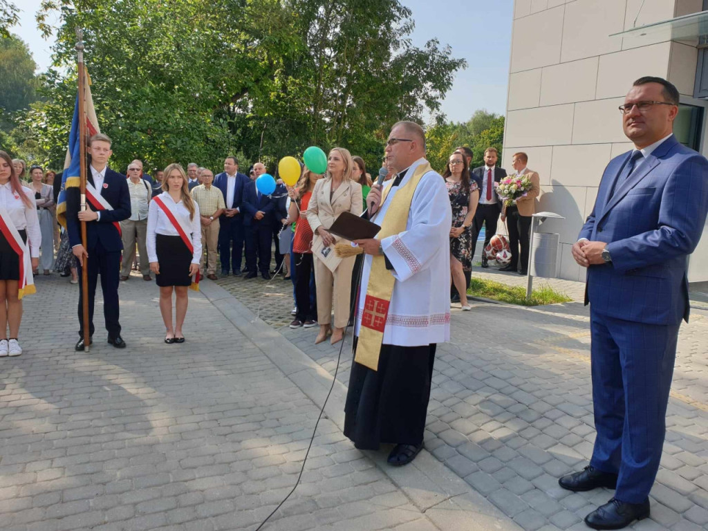 Otwarcie sali gimnastycznej przy LO w Krzeszowicach 18.09.2023