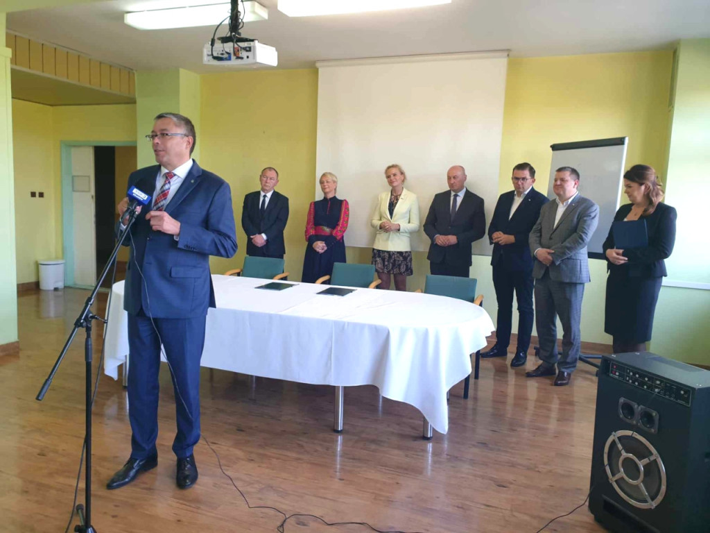 Podpisanie umowy na dofinansowanie termomodernizacji szpitala w Chrzanowie 12.10.2023