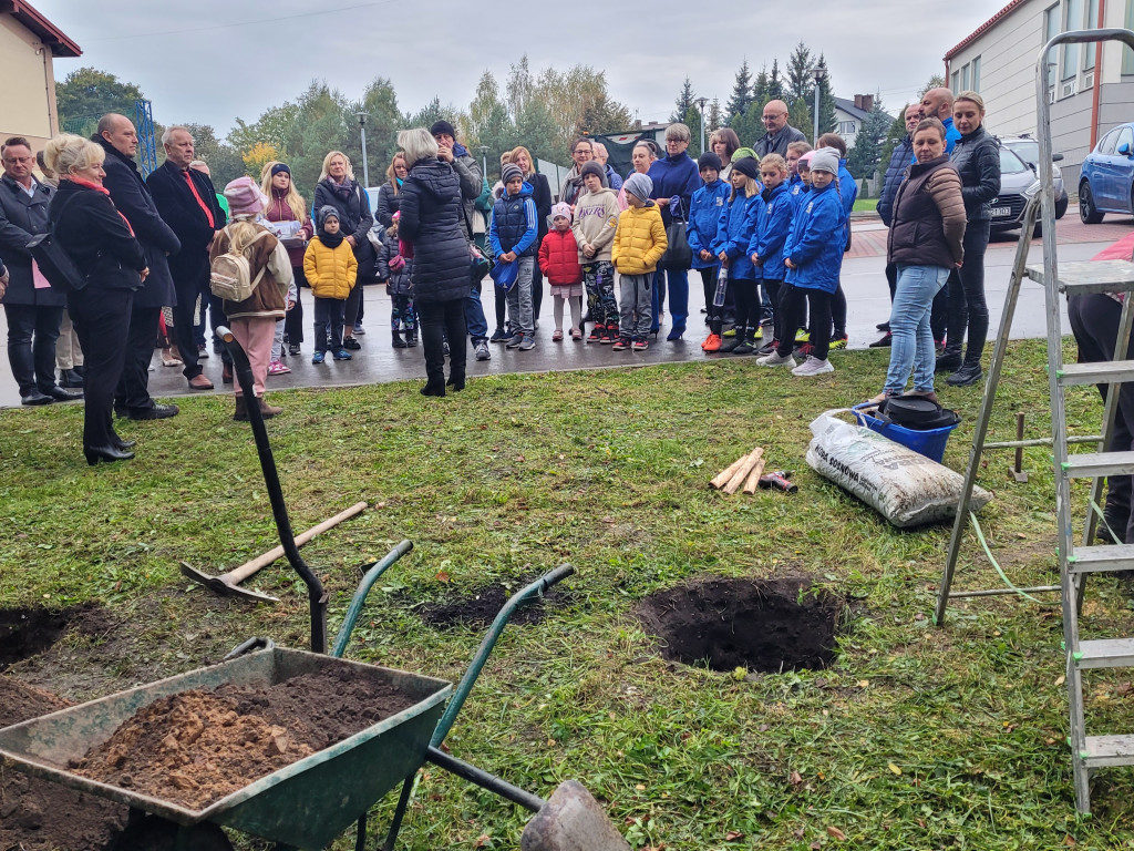 Kapsuła czasu w Myślachowicach 19.10.2023