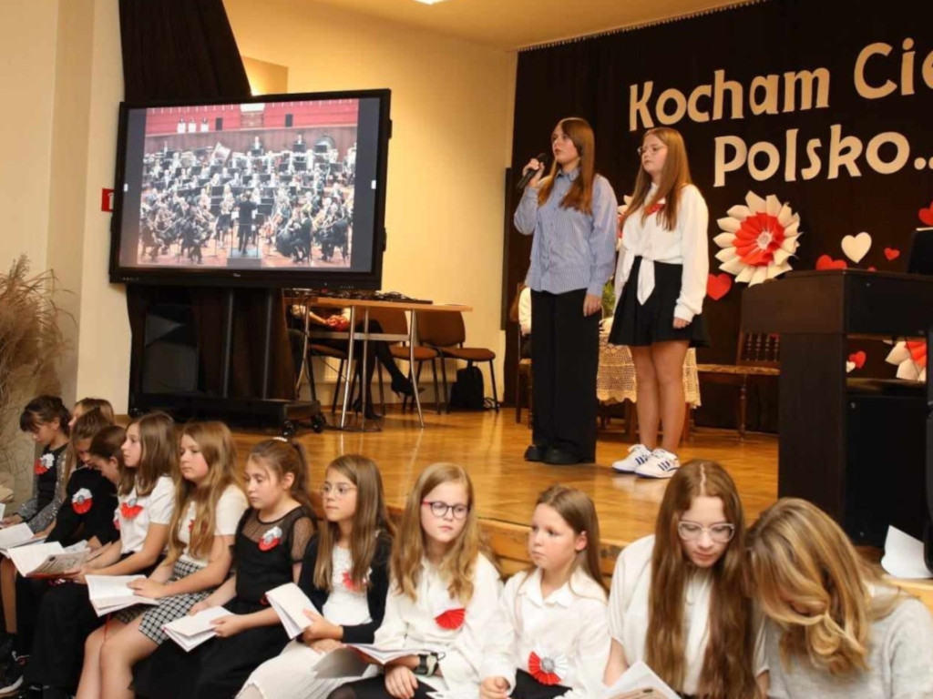 Wieczornica niepodległościowa w Młoszowej 9.11.2023