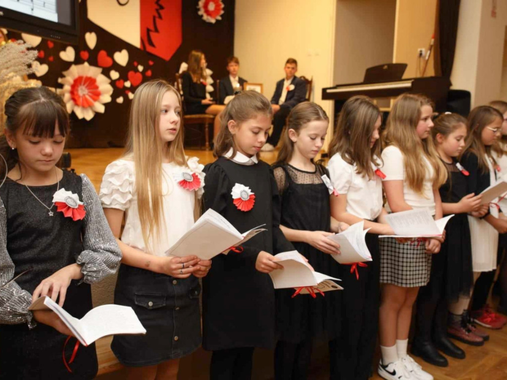 Wieczornica niepodległościowa w Młoszowej 9.11.2023