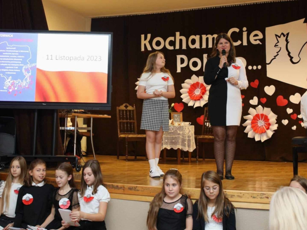 Wieczornica niepodległościowa w Młoszowej 9.11.2023