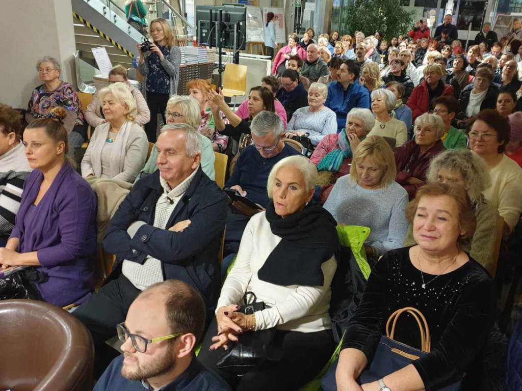 Ewa Wachowicz w chrzanowskiej bibliotece 17.11.2023