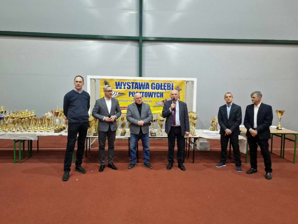 Wystawa najładniejszych gołębi w województwie małopolskim w hali sportowej w Żarkach - 02.12.2023r.
