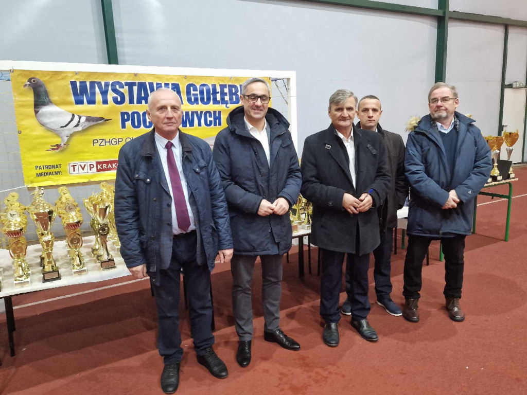 Wystawa najładniejszych gołębi w województwie małopolskim w hali sportowej w Żarkach - 02.12.2023r.