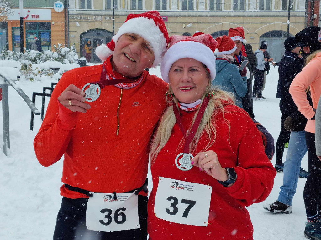 Bieg Świętego Mikołaja na Rynku w Chrzanowie - 03.12.2023r.